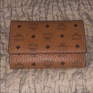 💯 Authentic MCM wallet